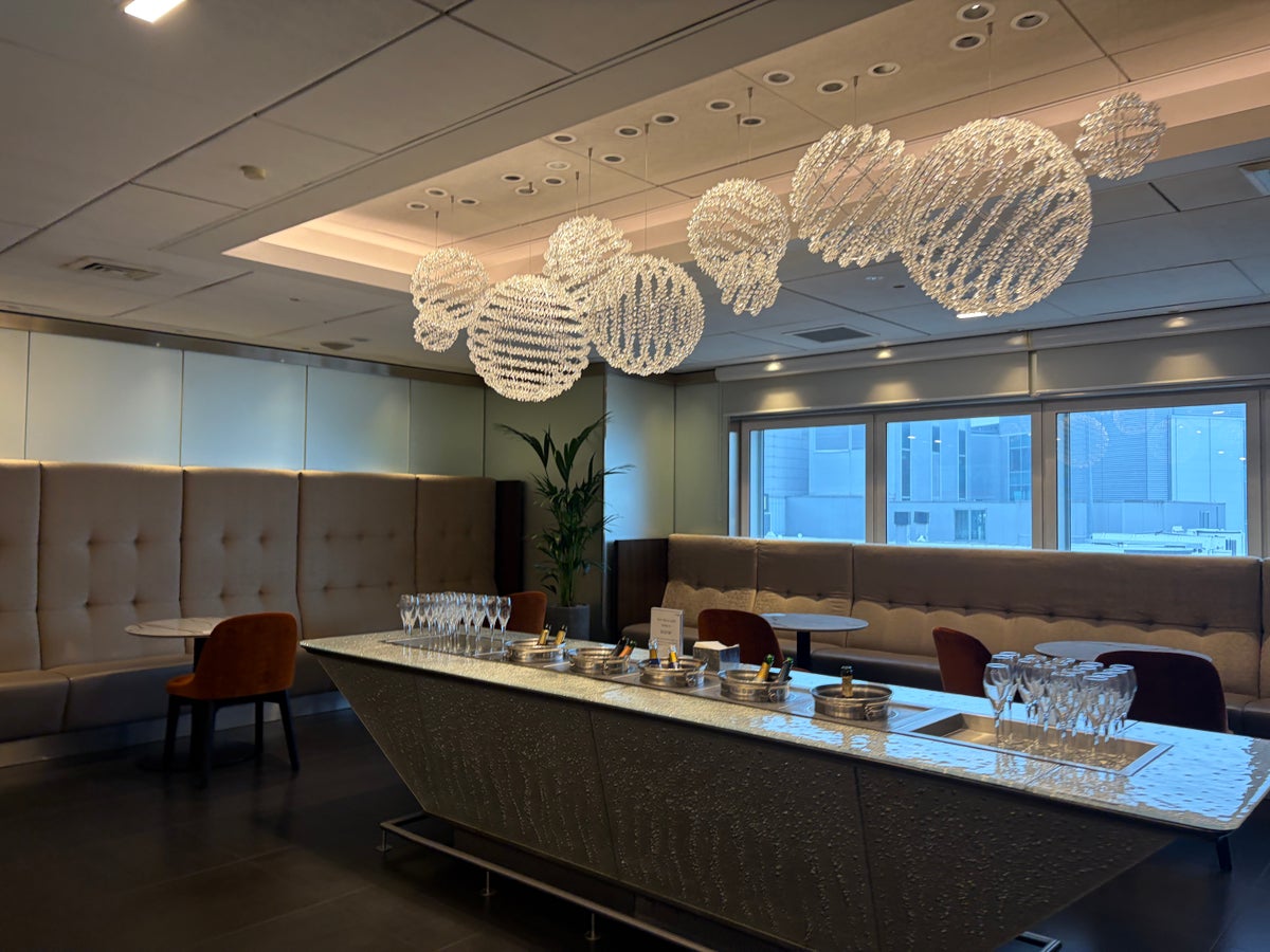 BA Club Galleries First Lounge T3 Heathrow BA Club Galleries First Lounge T3 Heathrow
