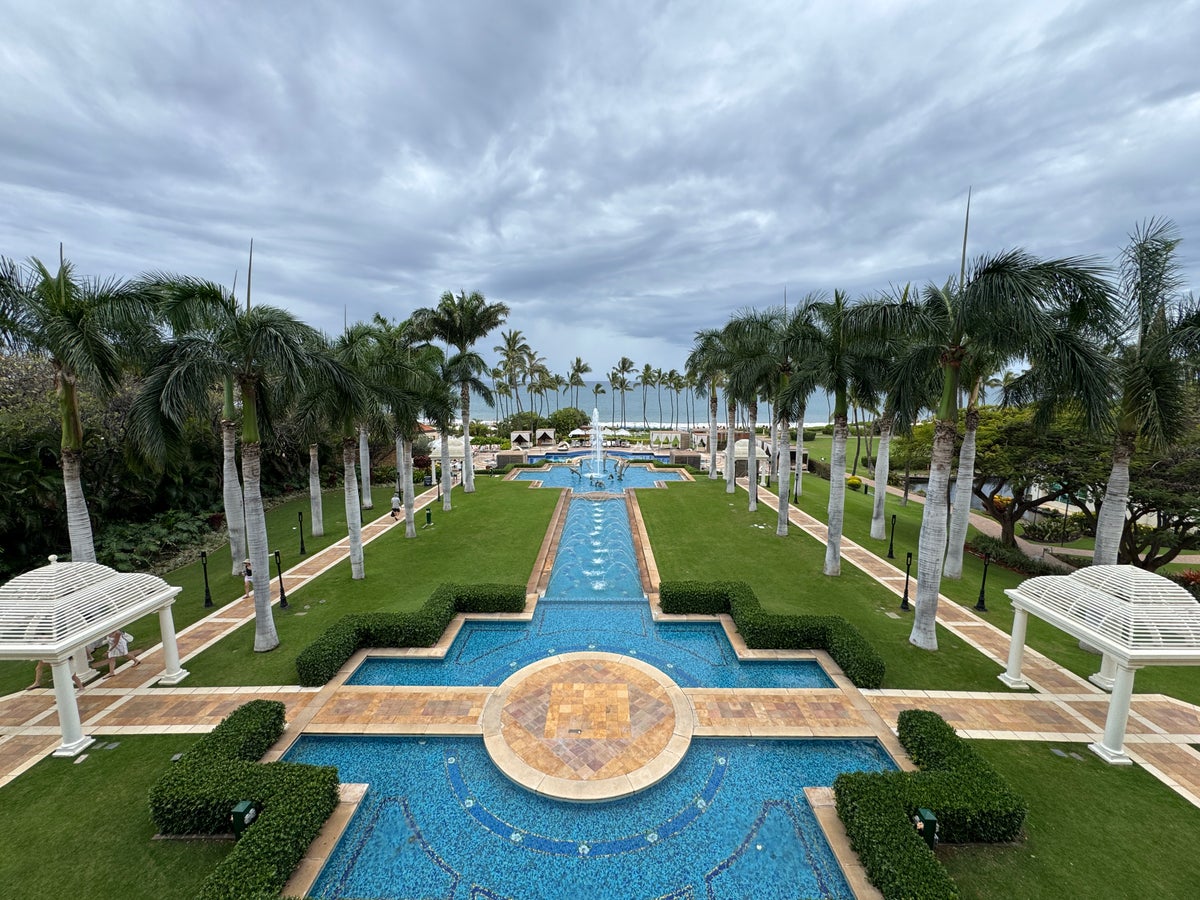 Grand Wailea Fountain and Beach shot Grand Wailea Fountain and Beach shot