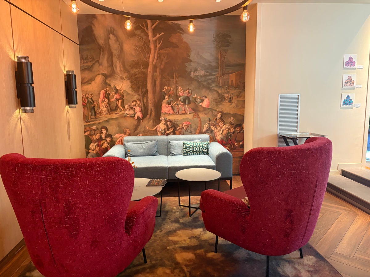 Hotel Indigo Florence restaurant seating