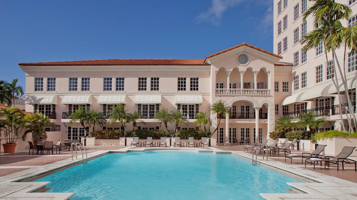 Hyatt Regency Coral Gables P105 Outdoor Pool.16x9