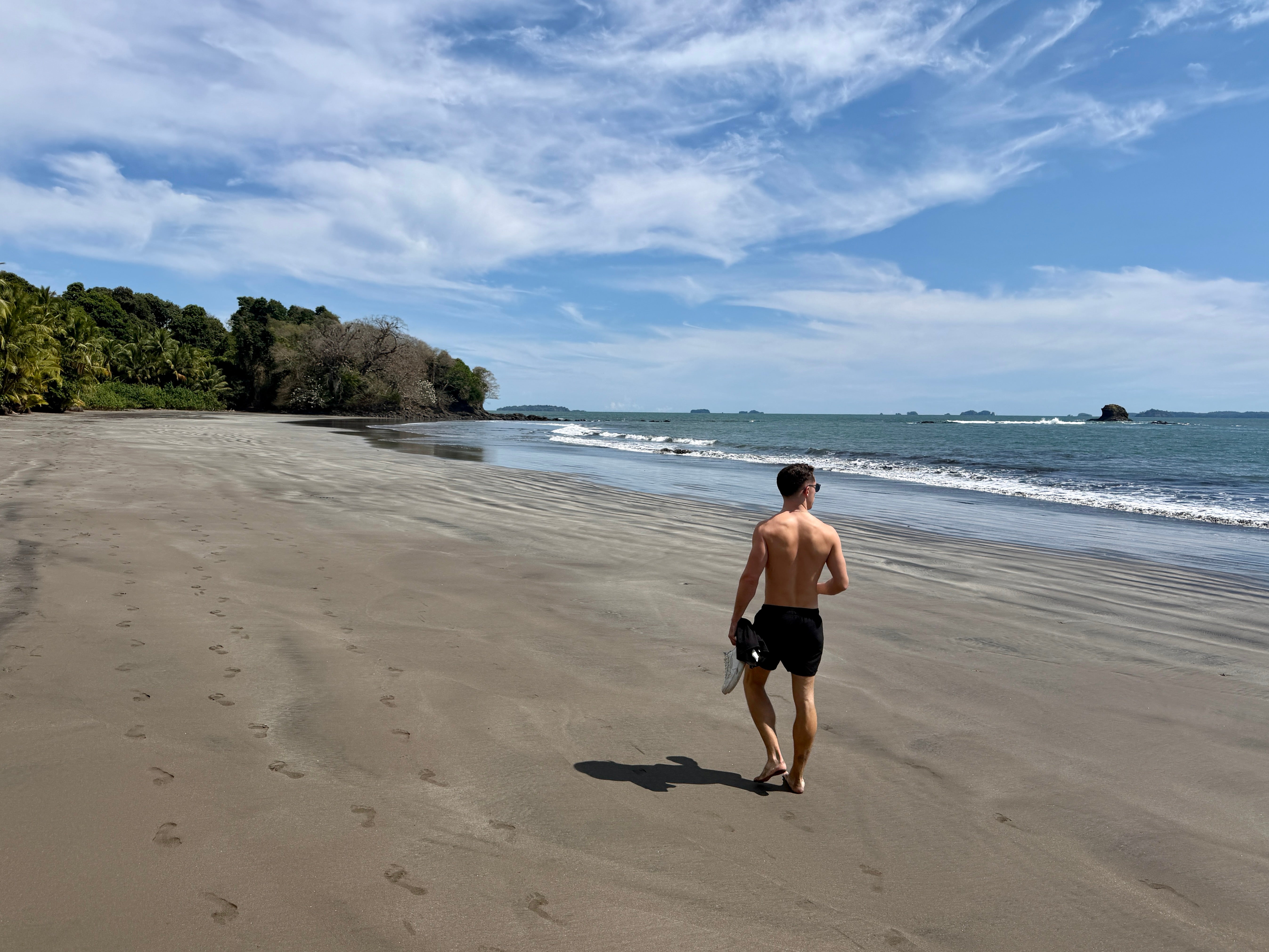 The Castaway Paradise Island in Panama You Need To Know About [Isla Palenque Review]