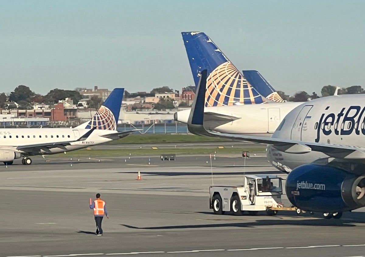 JetBlue and United planes at Newark Airport EWR