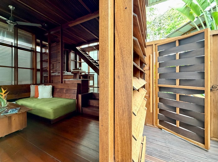 Jicaro Island room from outside