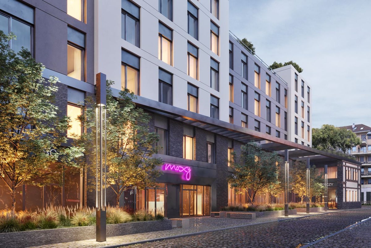 Moxy Budapest Exterior