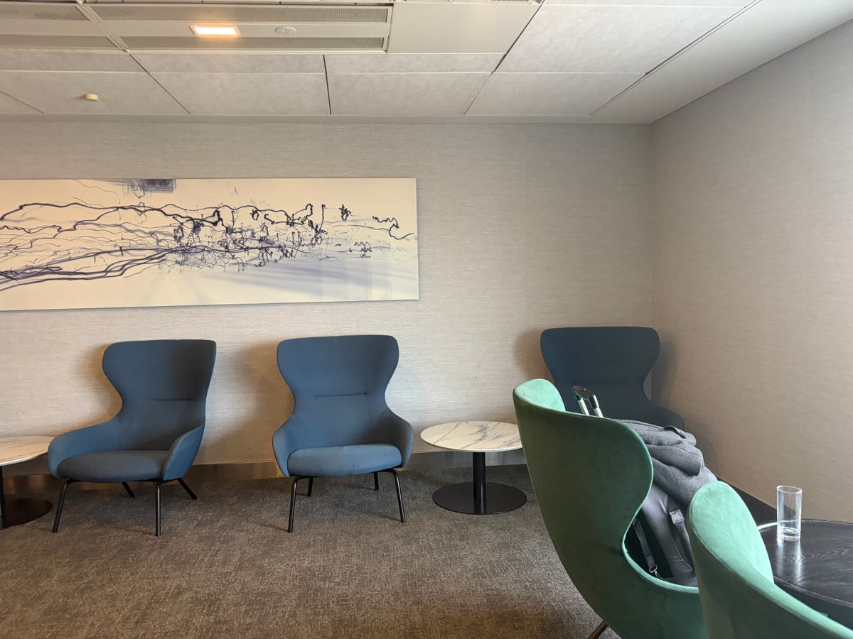 Seating BA Club Galleries Lounge T3 Heathrow Airport Seating BA Club Galleries Lounge T3 Heathrow Airport