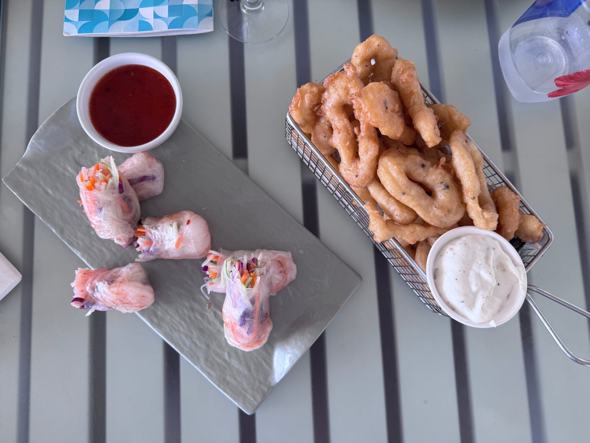 Sheraton Denarau Villas Wet Edge spring rolls calamari