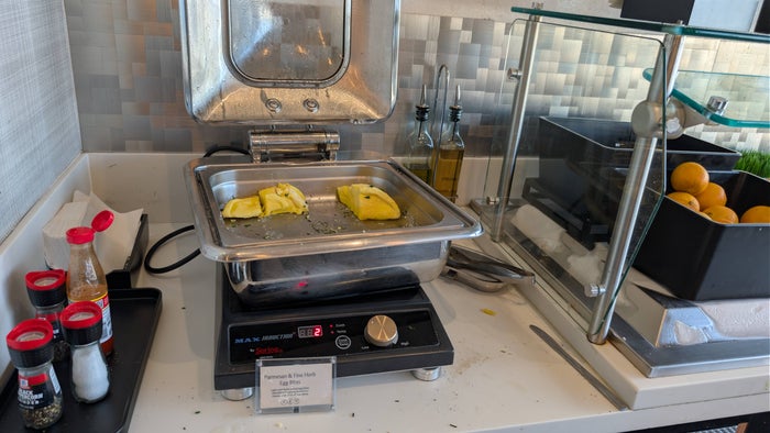 The Club BWI hot egg breakfast