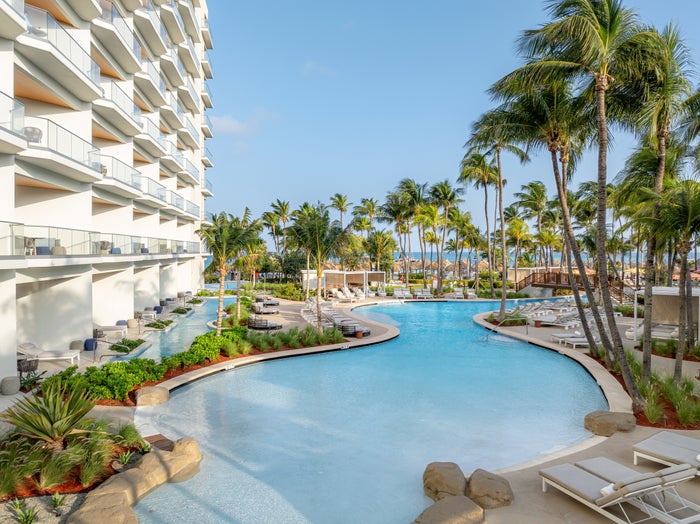 Hilton’s Major Expansion in Aruba, Several U.S. Hotels Join the Big Chains, and Other Hotel News
