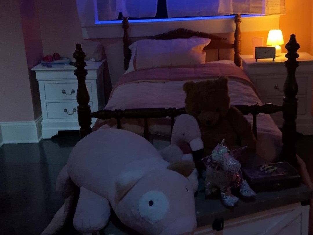 Universal Horror Unleashed Las Vegas Excorcist bed