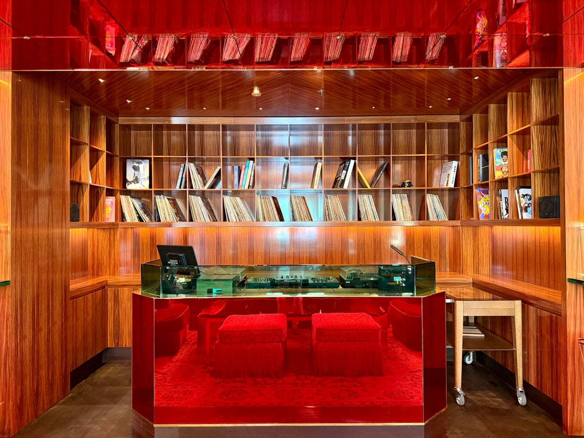 White Lotus Hotel Martinez Hyatt Martinez Bar White Lotus Hotel Martinez Hyatt Martinez Bar