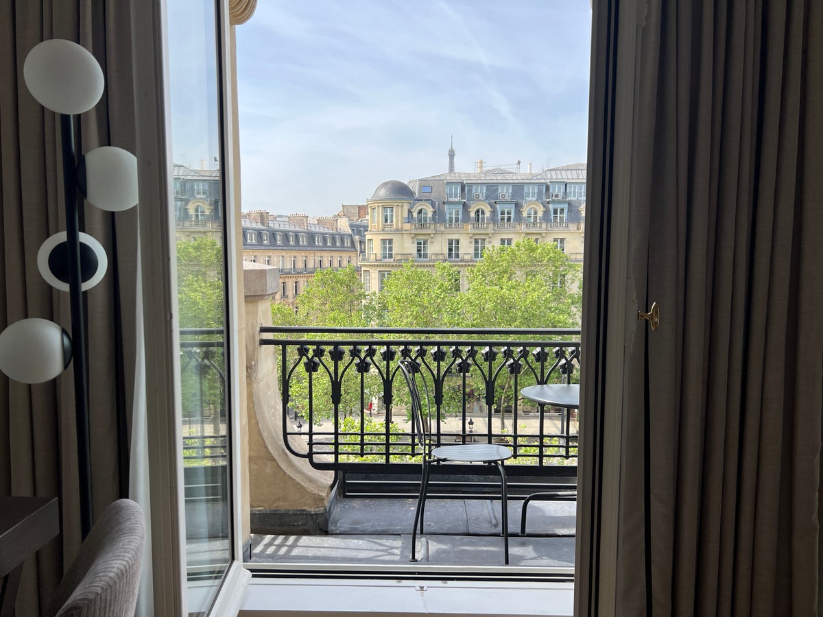 paris marriott balcony view room