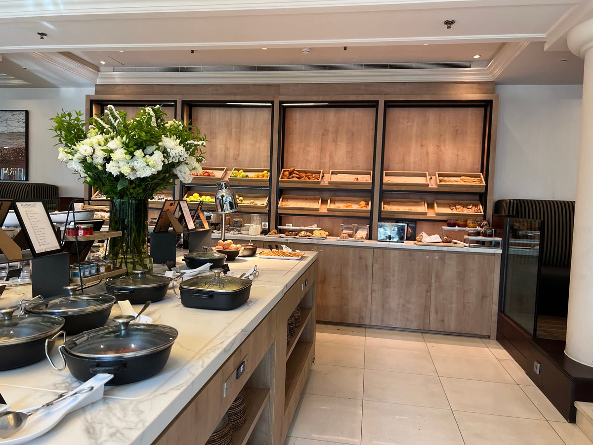 paris marriott breakfast bar 2