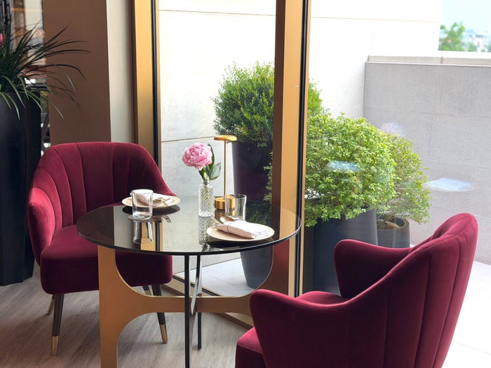 Fairmont Hanoi Gold Lounge seating