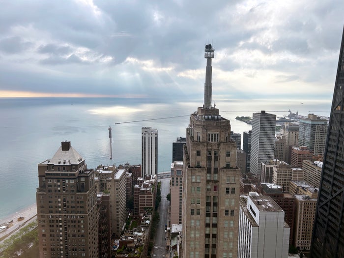 Four Season Chicago Room 3805 lake view