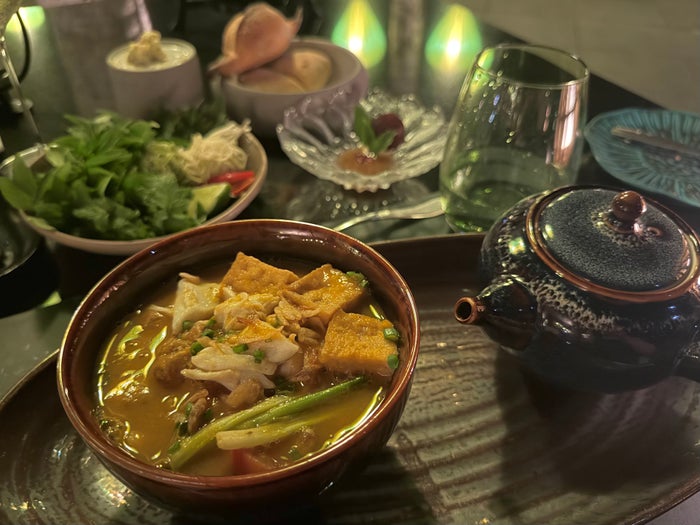 Four Seasons The Nam Hai La Sen dinner