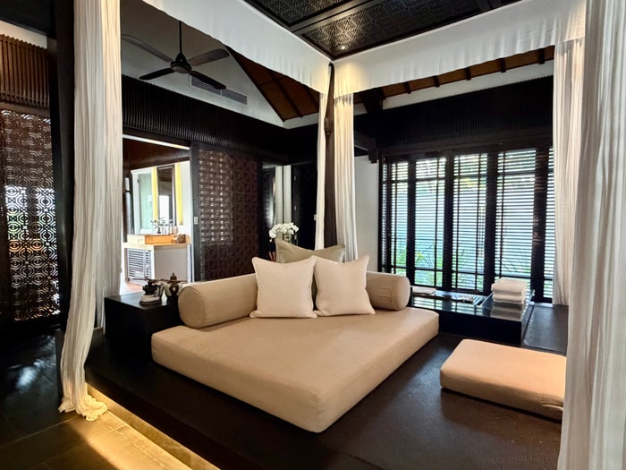 Four Seasons The Nam Hai post bathing relax area