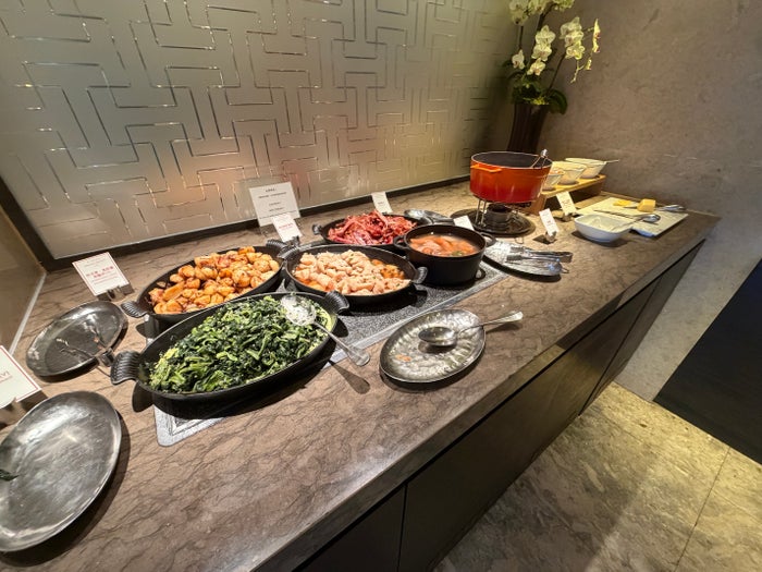 Grand Hyatt Tapei Morning Spread in Club