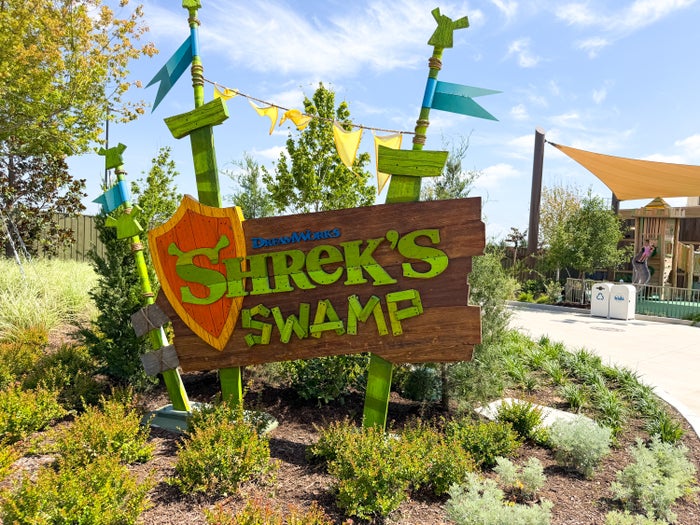Univeral Kids Resort Shreks Swamp