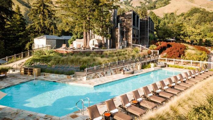 Ventana Big Sur pool hotel grounds
