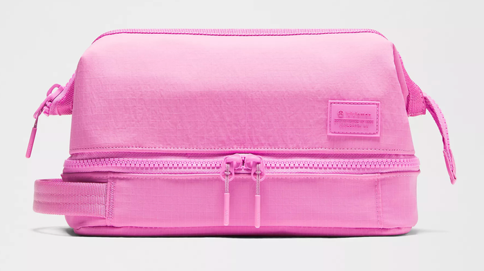lululemon toiletry bag