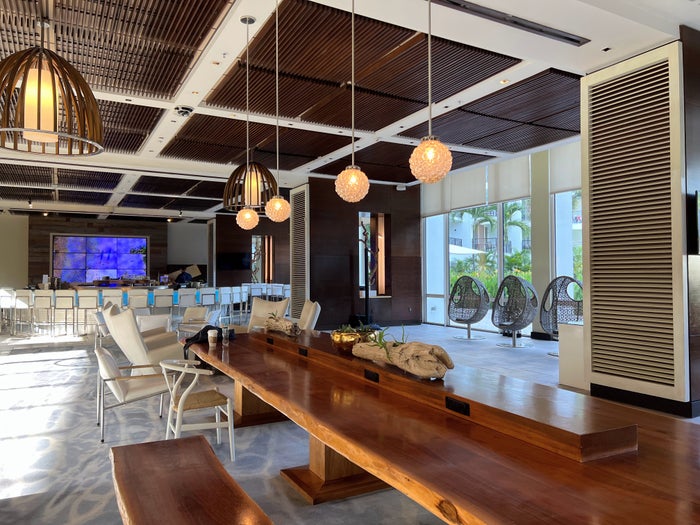 Aruba Marriott Resort lobby lounge