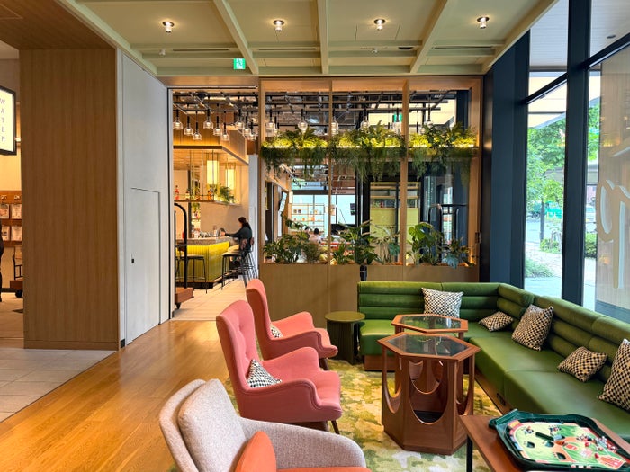 Caption by Hyatt Kabutocho Tokyo reception seating area