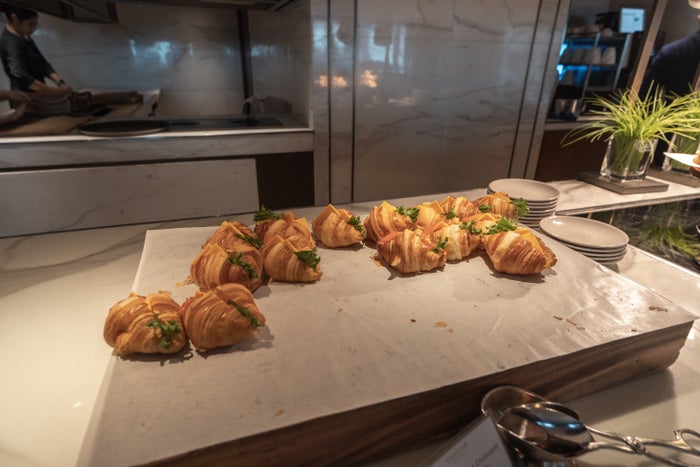 Conrad Bangkok lounge snacks