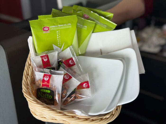 JAL domestic Airbus A359 first class snacks