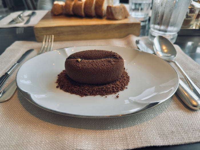 Waldorf Astoria Bangkok lunch tiramisu