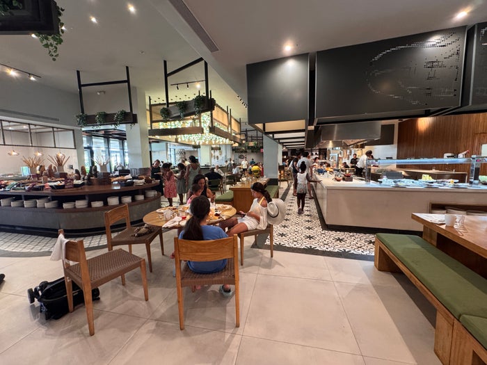Zemi Miches breakfast hall