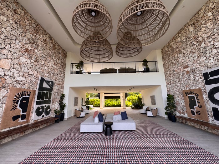 Zemi Miches exterior decor