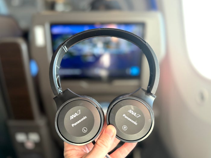 ANA Boeing 787 10 domestic Premium headphones