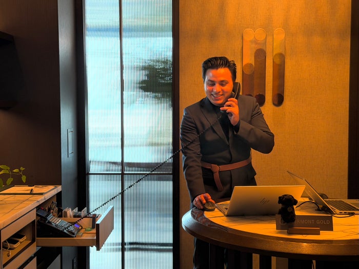 Fairmont Tokyo Gold Lounge Pritam Fairmont Tokyo Gold Lounge Pritam