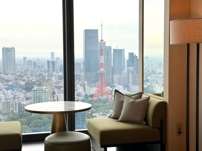 Fairmont Tokyo bedroom Tokyo Tower view