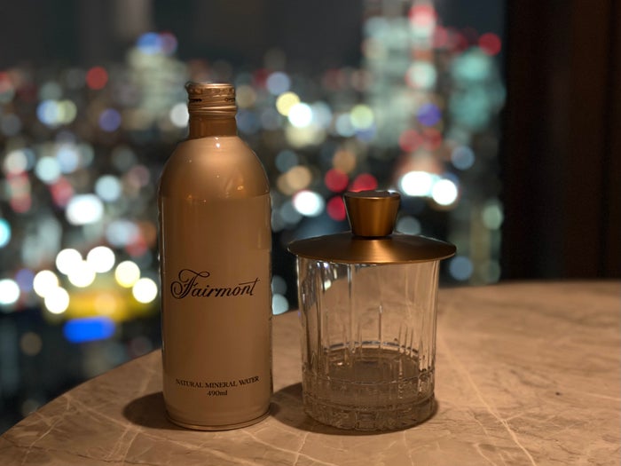 Fairmont Tokyo bedroom glass cover Fairmont Tokyo bedroom glass cover