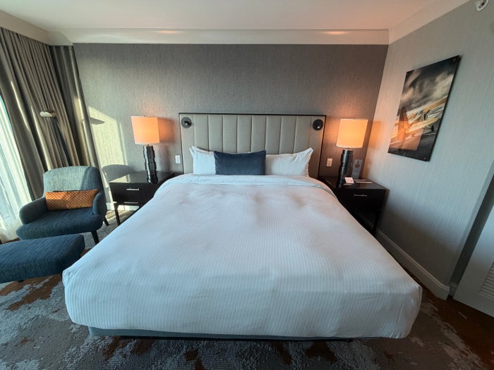 Fairmont Vancouver Airport King Bed Fairmont Vancouver Airport King Bed in Room