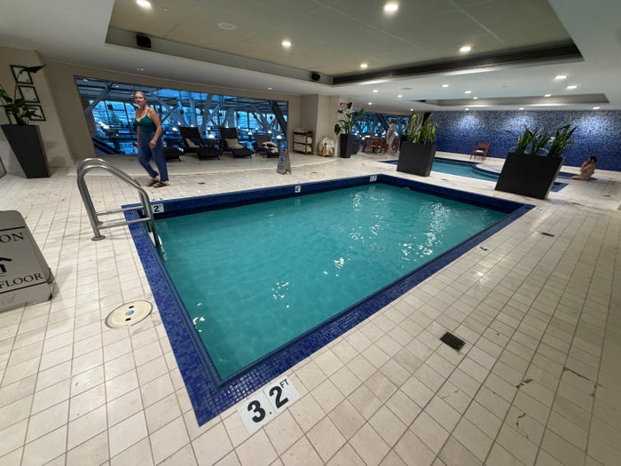 Fairmont Vancouver Airport Pool Fairmont Vancouver Airport Pool