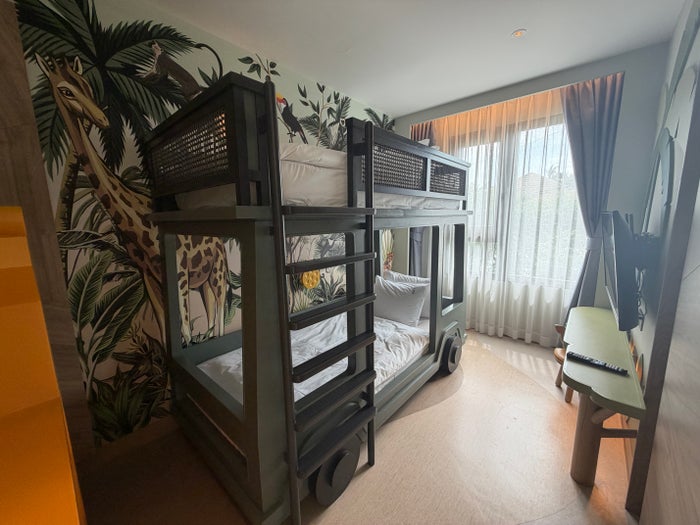 Holiday Inn Bophut Beach bunk beds