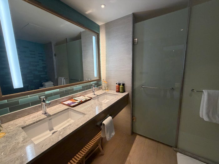 Holiday Inn Bophut Beach doubel sinks