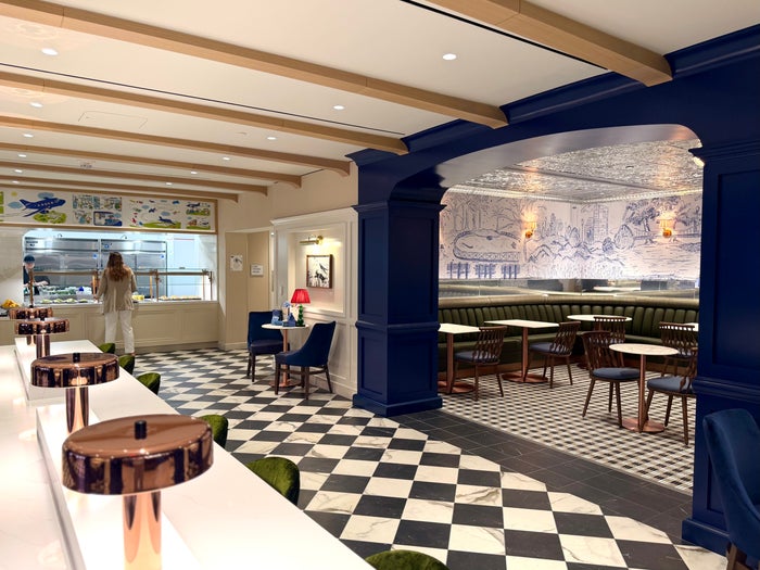 JetBlue Boston BlueHouse kitchen and dining