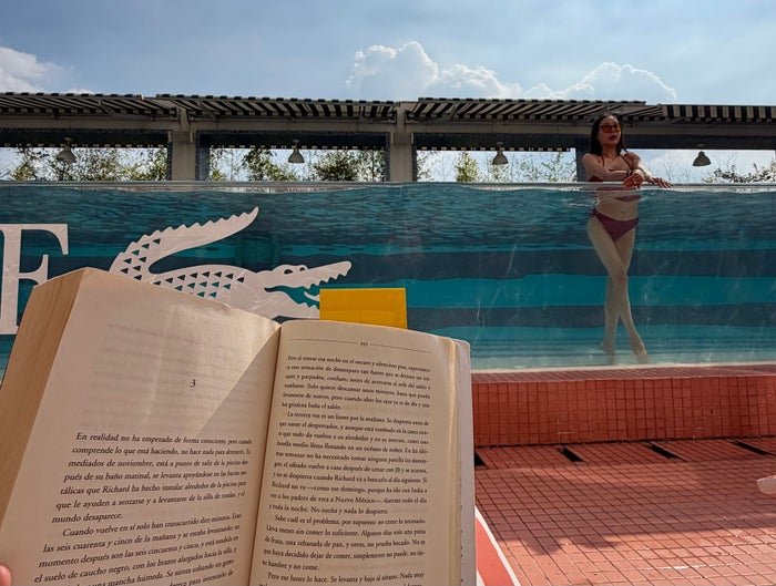 Mondrial Seoul Itaewon poolside