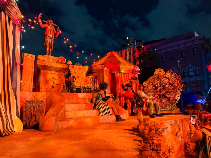 Scare Zone at Halloween Horror Nights Universal Orlando 2026 Image Credit Chris Hassan