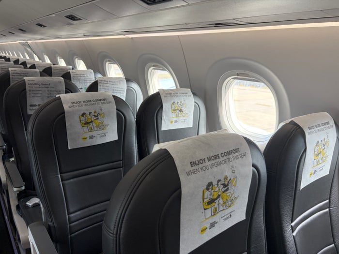 Scoot Airlines Embraer 190 seats Scoot Airlines Embraer 190 seats