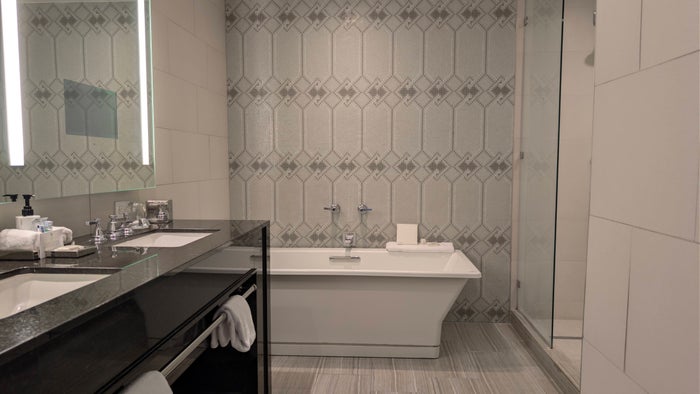 St. Anthony Hotel San Antonio guest room junior suite bathroom
