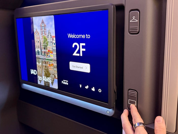 United Airbus A321XLR Polaris screen release