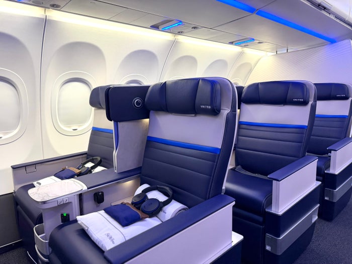 United Airbus A321XLR Premium Plus cabin