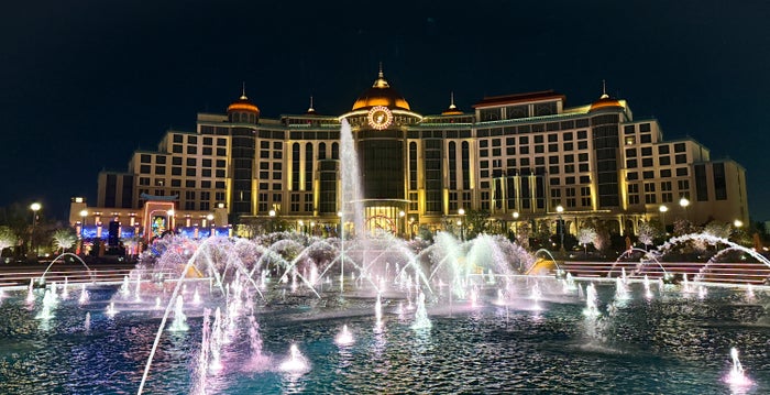 Universal Epic Universe Night Helios Grand Hotel Image Credit Chris Hassan