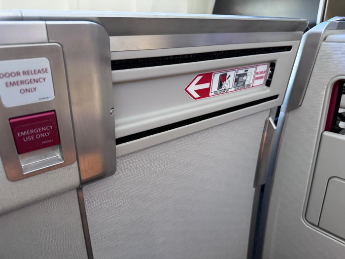 AA 777 300ER DFW JFK Flagship Suite door closed interior