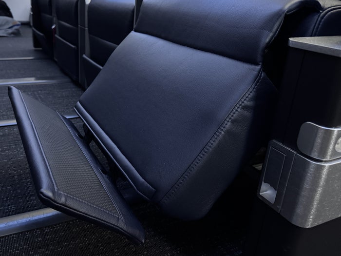 AA 777 300ER DFW JFK premium economy footrest