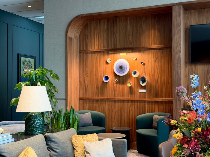 Amsterdam Amex Centurion Lounge Delft art